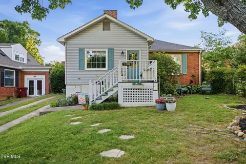 108 W 11th Avenue Johnson City Tn 37604, Johnson City, TN 37604