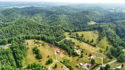 2523 Denton Valley Road Bristol Tn 37620, Bristol, TN 37620