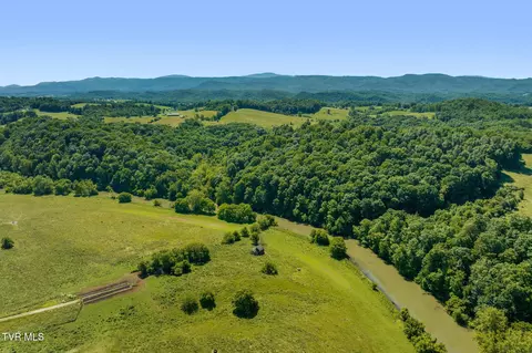 View/Area - 35000 Barrtree Lane Glade Spring Va 24340, Glade Spring, VA 24340 photo 4 of 12