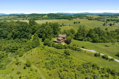Other - 35000 Barrtree Lane Glade Spring Va 24340, Glade Spring, VA 24340 photo 24 of 30
