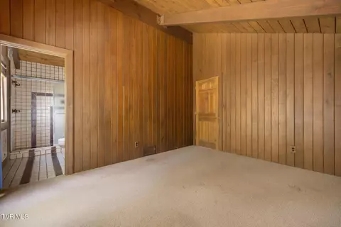 Bedroom - 35000 Barrtree Lane Glade Spring Va 24340, Glade Spring, VA 24340 photo 3 of 4