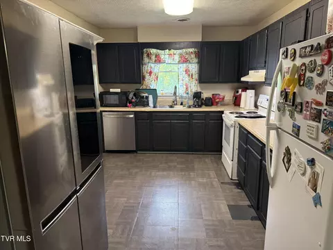 Kitchen - 602 NE Liberty Lane Wise Va 24293, Wise, VA 24293 photo 1 of 1