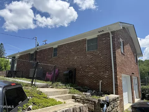 Exterior - 602 NE Liberty Lane Wise Va 24293, Wise, VA 24293 photo 2 of 8