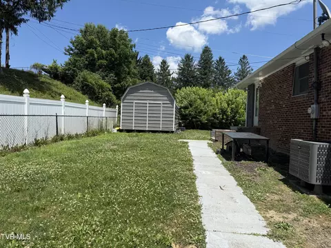 Exterior - 602 NE Liberty Lane Wise Va 24293, Wise, VA 24293 photo 3 of 8