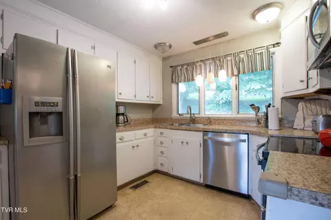 417 Meadow Drive Bristol Va 24201, Bristol, VA 24201 photo 25