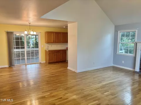 Living - 114 Butterfly Court Limestone Tn 37681, Limestone, TN 37681 photo 4 of 6