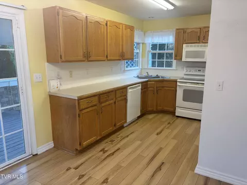 Kitchen - 114 Butterfly Court Limestone Tn 37681, Limestone, TN 37681 photo 2 of 3