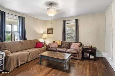 Living - 210 Florida Avenue Erwin Tn 37650, Erwin, TN 37650 photo 3 of 3
