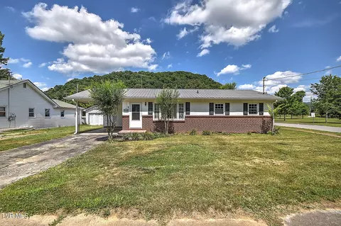 412 S Main Street Elizabethton Tn 37643, Elizabethton, TN 37643