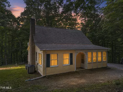 12034 Waterhouse Lane Meadowview Va 24361, Meadowview, VA 24361