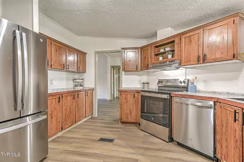 Kitchen - 55 Short Road Limestone Tn 37681, Limestone, TN 37681 photo 3 of 4