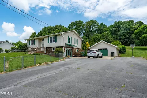 Exterior - 3433 Highway 81 Fall Branch Tn 37656, Fall Branch, TN 37656 photo 5 of 15