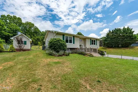 Exterior - 3433 Highway 81 Fall Branch Tn 37656, Fall Branch, TN 37656 photo 6 of 15