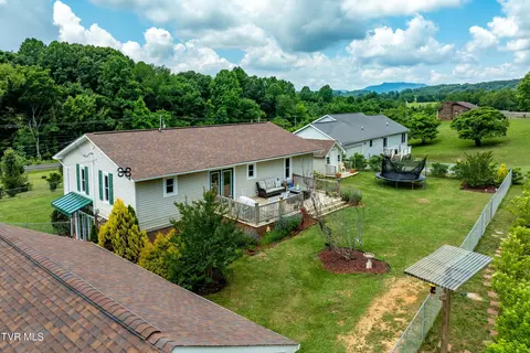 Exterior - 3433 Highway 81 Fall Branch Tn 37656, Fall Branch, TN 37656 photo 13 of 15