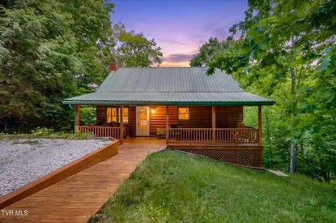 104 Maple Brook Lane Roan Mountain Tn 37687, Roan Mountain, TN 37687