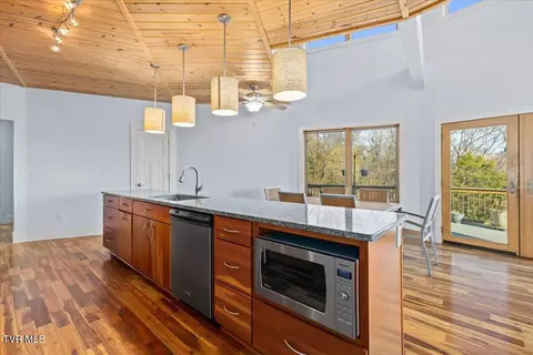 Kitchen - 673 Charles Johnson Road Chuckey Tn 37641, Chuckey, TN 37641 photo 2 of 4