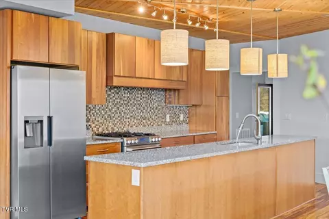 Kitchen - 673 Charles Johnson Road Chuckey Tn 37641, Chuckey, TN 37641 photo 4 of 4