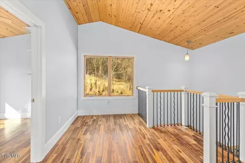 Entry Way - 673 Charles Johnson Road Chuckey Tn 37641, Chuckey, TN 37641 photo 2 of 6