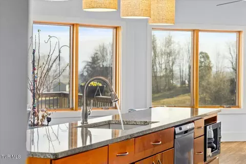 Kitchen - 673 Charles Johnson Road Chuckey Tn 37641, Chuckey, TN 37641 photo 3 of 4