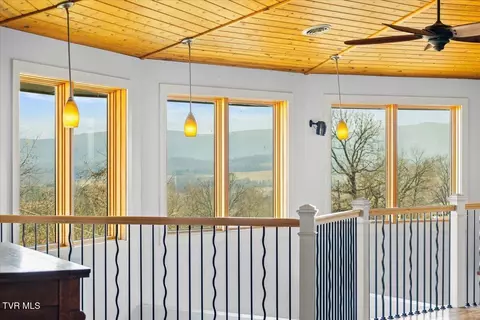 Entry Way - 673 Charles Johnson Road Chuckey Tn 37641, Chuckey, TN 37641 photo 6 of 6
