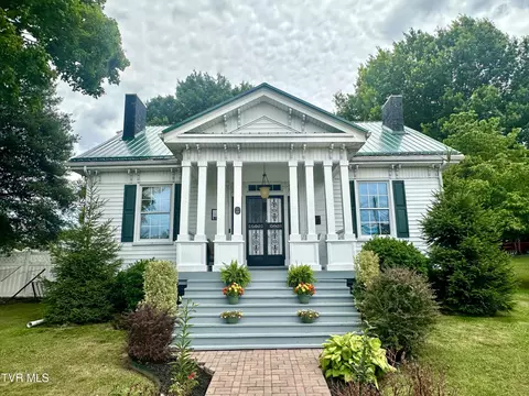 212 Main Street Bluff City Tn 37618, Bluff City, TN 37618