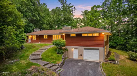 253 Indian Trail Bristol Tn 37620, Bristol, TN 37620