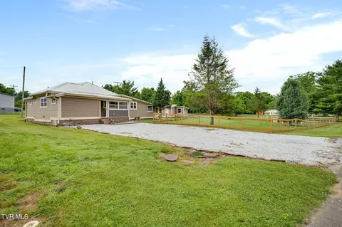 Exterior - 117 Sam Rogers Road Erwin Tn 37650, Erwin, TN 37650 photo 2 of 4