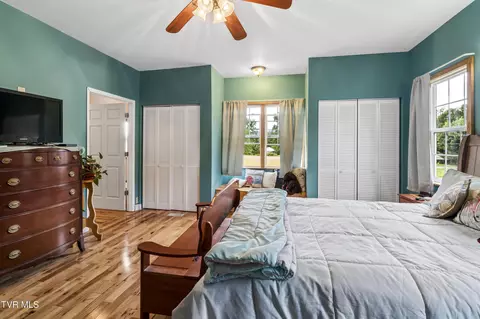 Bedroom - 1016 Rock Creek Road Erwin Tn 37650, Erwin, TN 37650 photo 5 of 7