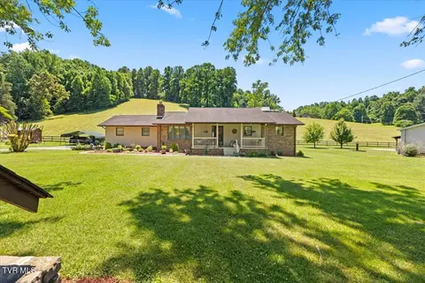 1328 Gap Creek Road Elizabethton Tn 37643, Elizabethton, TN 37643