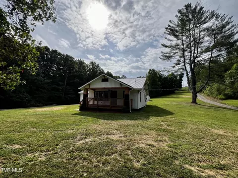 437 Turner Road Bluff City Tn 37618, Bluff City, TN 37618