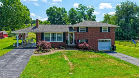213 Darlington Drive Kingsport Tn 37660, Kingsport, TN 37660