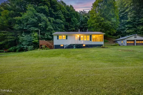 2327 Dry Creek Road Blackwater Va 24221, Blackwater, VA 24221