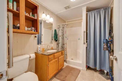 Bath - 10262 Horton Ford Road Eidson Tn 37731, Eidson, TN 37731 photo 1 of 1