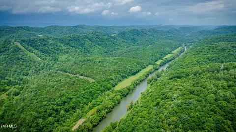 View/Area - 10262 Horton Ford Road Eidson Tn 37731, Eidson, TN 37731 photo 14 of 19