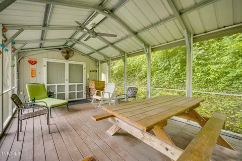 Exterior - 10262 Horton Ford Road Eidson Tn 37731, Eidson, TN 37731 photo 3 of 5