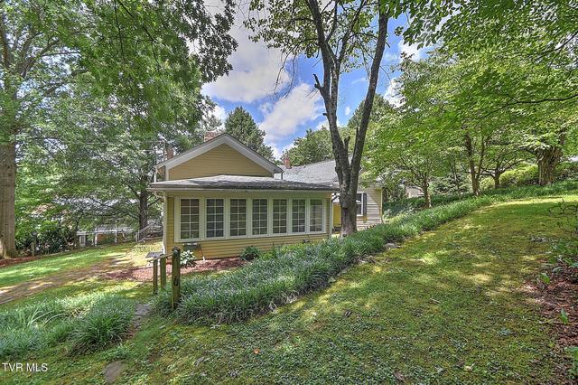111 W Woodrow Avenue Jonesborough Tn 37659, Jonesborough, TN 37659