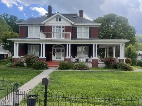 414 Kilbourne Avenue Appalachia Va 24216, Appalachia, VA 24216