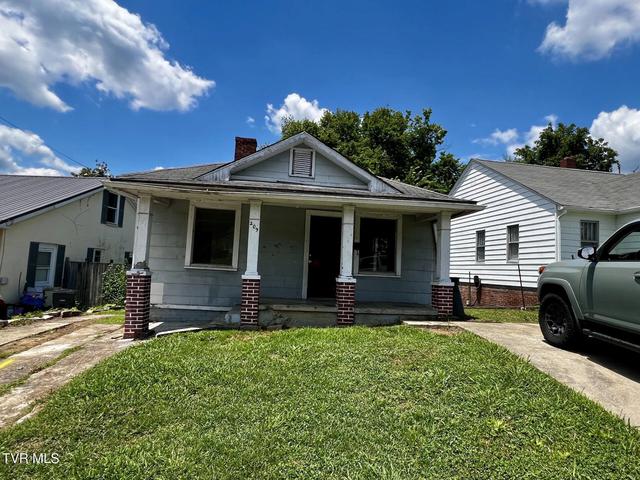 209 E Ravine Road Kingsport Tn 37660, Kingsport, TN 37660