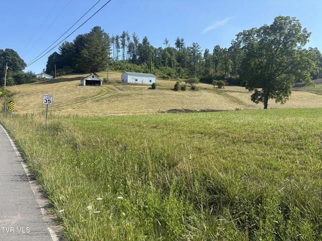 2787 Pleasant Valley Road Mountain City Tn 37683, Mountain City, TN 37683