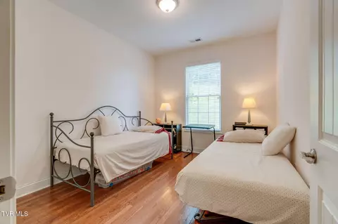 130 Devonshire Avenue Johnson City Tn 37601, Johnson City, TN 37601 photo 19