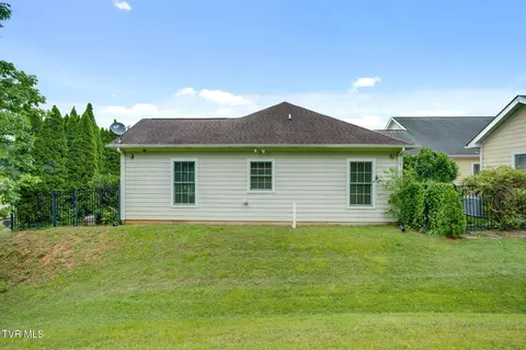 130 Devonshire Avenue Johnson City Tn 37601, Johnson City, TN 37601 photo 28