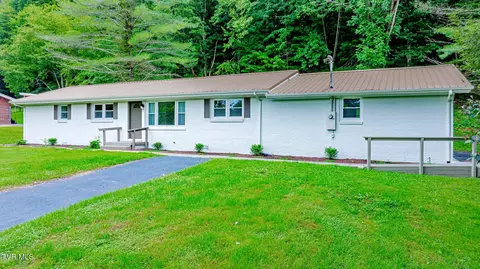 702 May Drive Jonesborough Tn 37659, Jonesborough, TN 37659