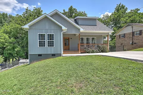 338 Highland Drive Bluff City Tn 37618, Bluff City, TN 37618