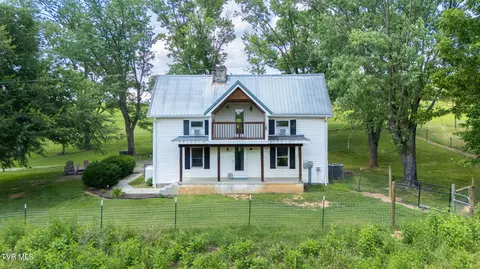 208 Buffalo Road Bluff City Tn 37618, Bluff City, TN 37618
