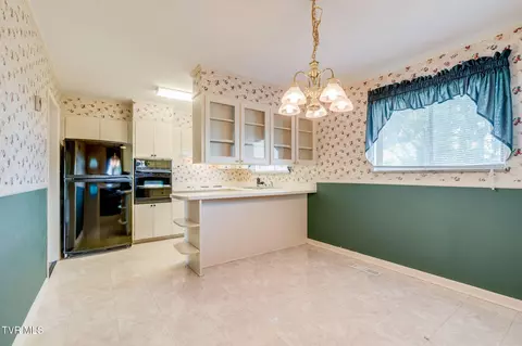 Kitchen - 619 E Barton Ridge Road Greeneville Tn 37745, Greeneville, TN 37745 photo 4 of 4