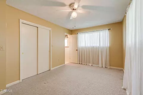 Bedroom - 619 E Barton Ridge Road Greeneville Tn 37745, Greeneville, TN 37745 photo 4 of 7
