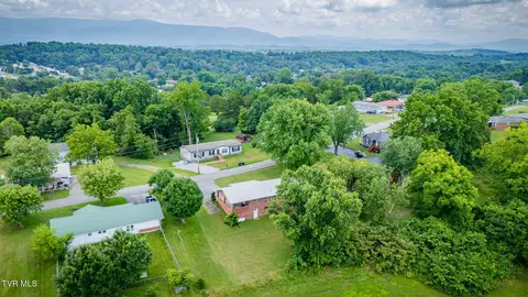 View/Area - 619 E Barton Ridge Road Greeneville Tn 37745, Greeneville, TN 37745 photo 4 of 5