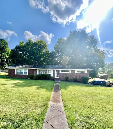 2703 Schumway Drive Johnson City Tn 37601, Johnson City, TN 37601
