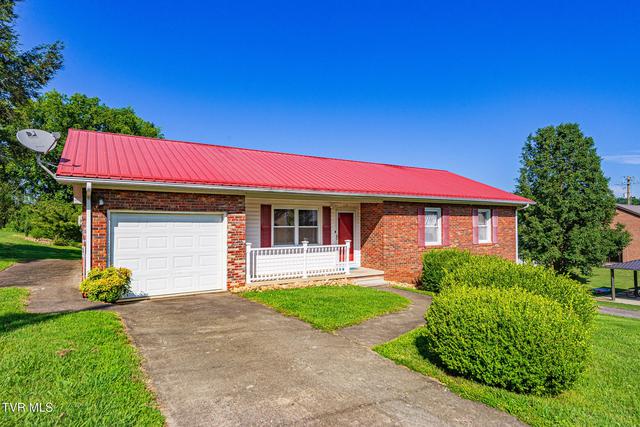110 Hill Avenue Surgoinsville Tn 37873, Surgoinsville, TN 37873