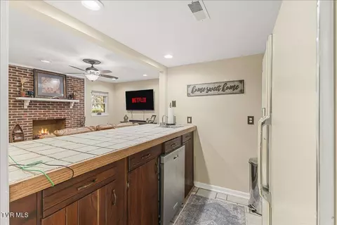 Other - 1 Emerald Court Johnson City Tn 37604, Johnson City, TN 37604 photo 9 of 25